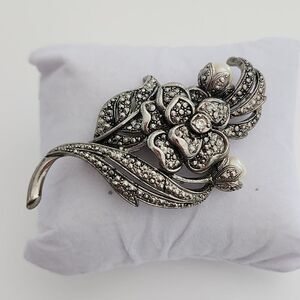 Vintage KJL For Avon silver‎ tone rhinestone pearl bead brooch pin